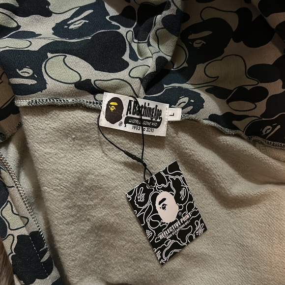 Gray bape zip up - Picture 5 of 5